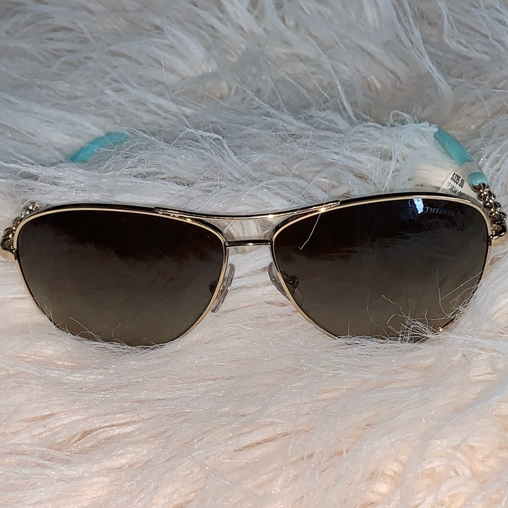 NEW Women TIFFANY & Co Beautiful Sun glasses
